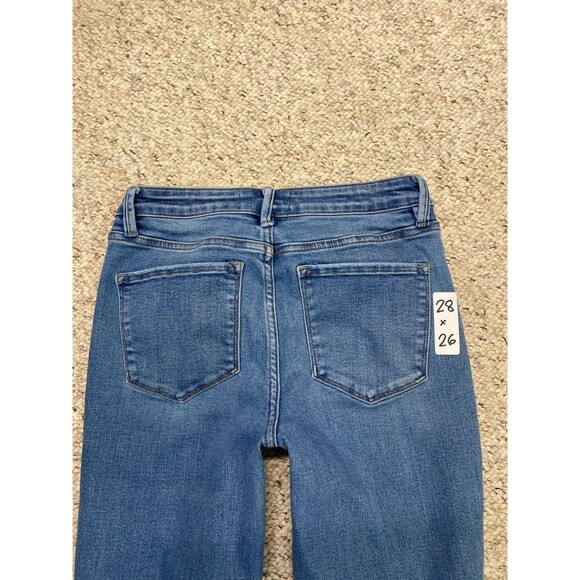 Vervet Forget Mid Rise Raw Step Hem Kick Flare Distressed Jeans Size 28 - Picture 5 of 7